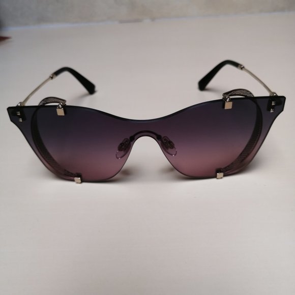 Valentino Women's Sunglasses with Case - Picture 2 of 9